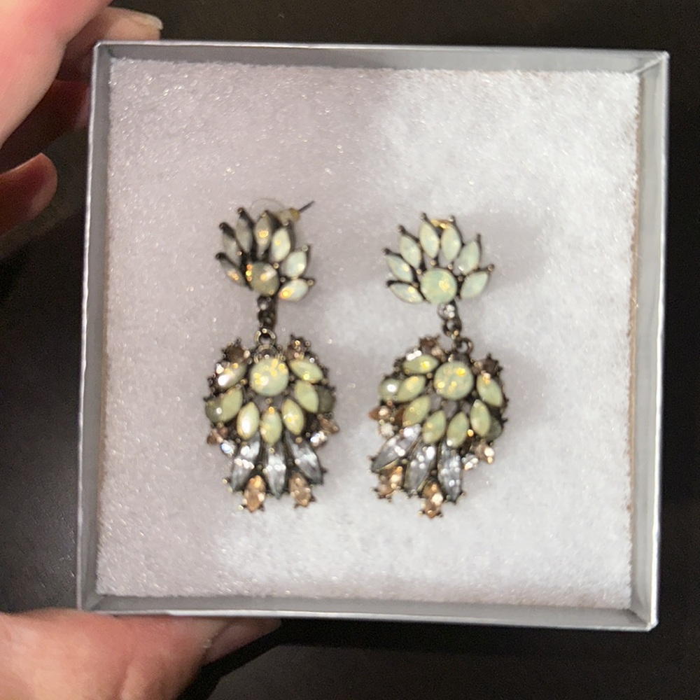 Earrings - Picture 3 of 3